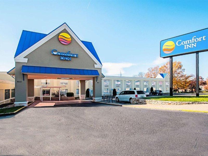 Comfort Inn Falls Church - Tysons Corner Ngoại thất bức ảnh