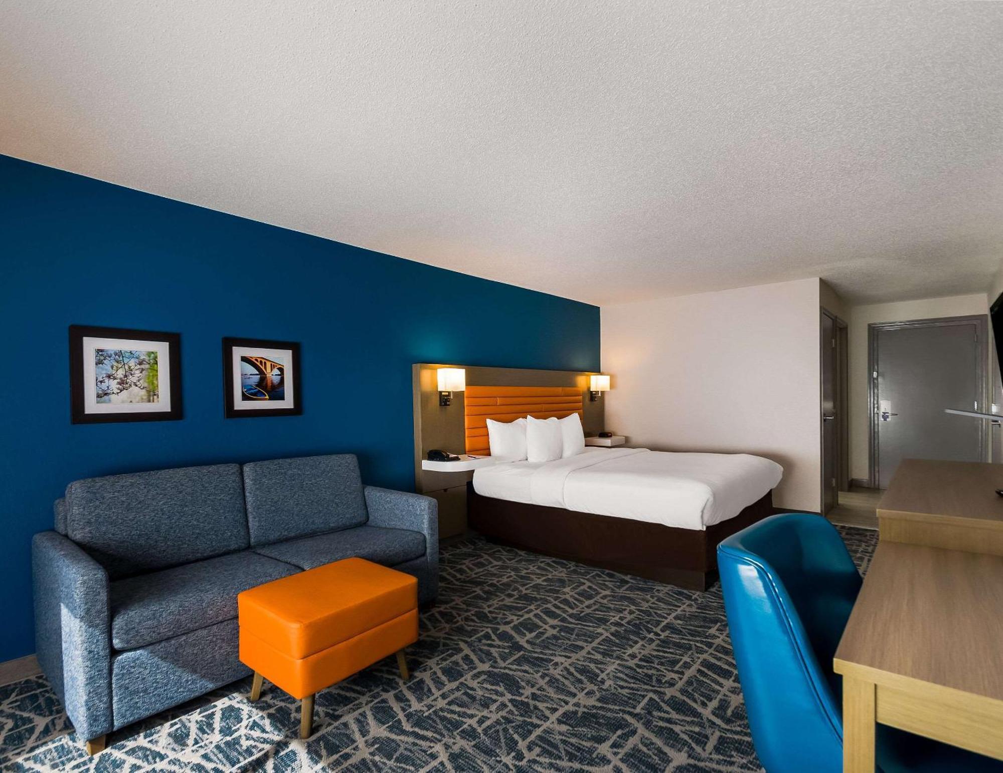 Comfort Inn Falls Church - Tysons Corner Ngoại thất bức ảnh