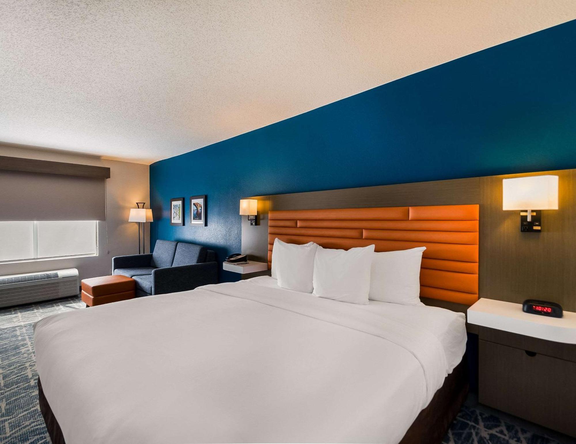 Comfort Inn Falls Church - Tysons Corner Ngoại thất bức ảnh